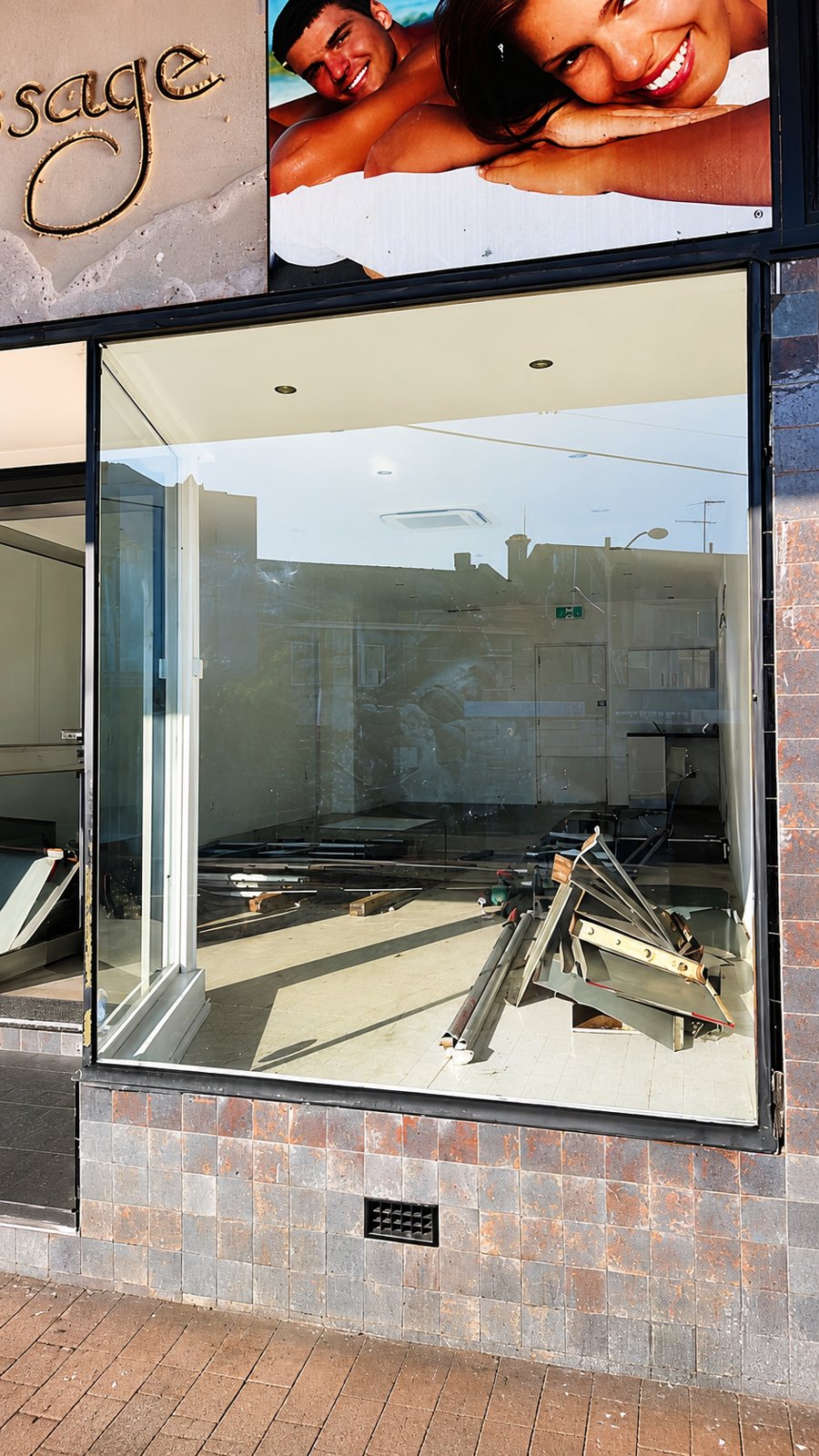 Shop front glass replacement - Coogee - Glass Replacement, Fusion Glass